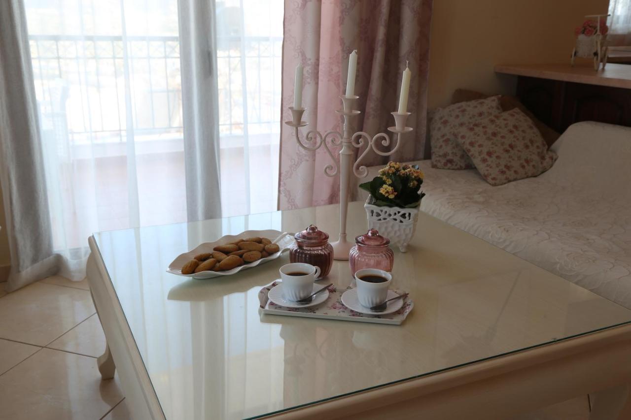 Chrisa'S Beautiful Apartment Chania ハニア エクステリア 写真