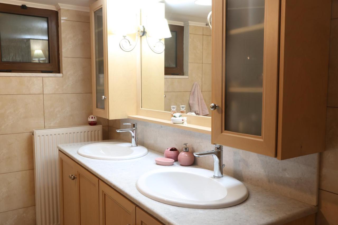 Chrisa'S Beautiful Apartment Chania ハニア エクステリア 写真