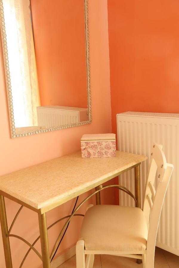 Chrisa'S Beautiful Apartment Chania ハニア エクステリア 写真